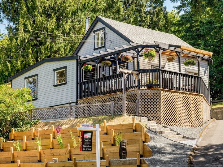 Property Photo:  2391 Shawnigan Lake Rd  BC V8H 2H1 