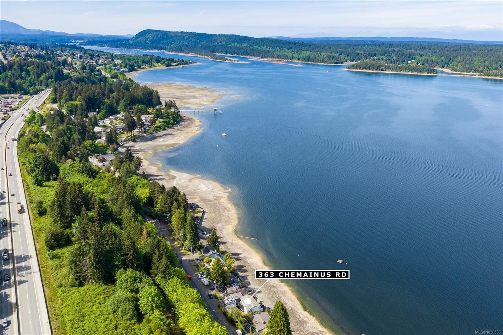 Property Photo:  363 Chemainus Rd  BC V9G 1Y1 