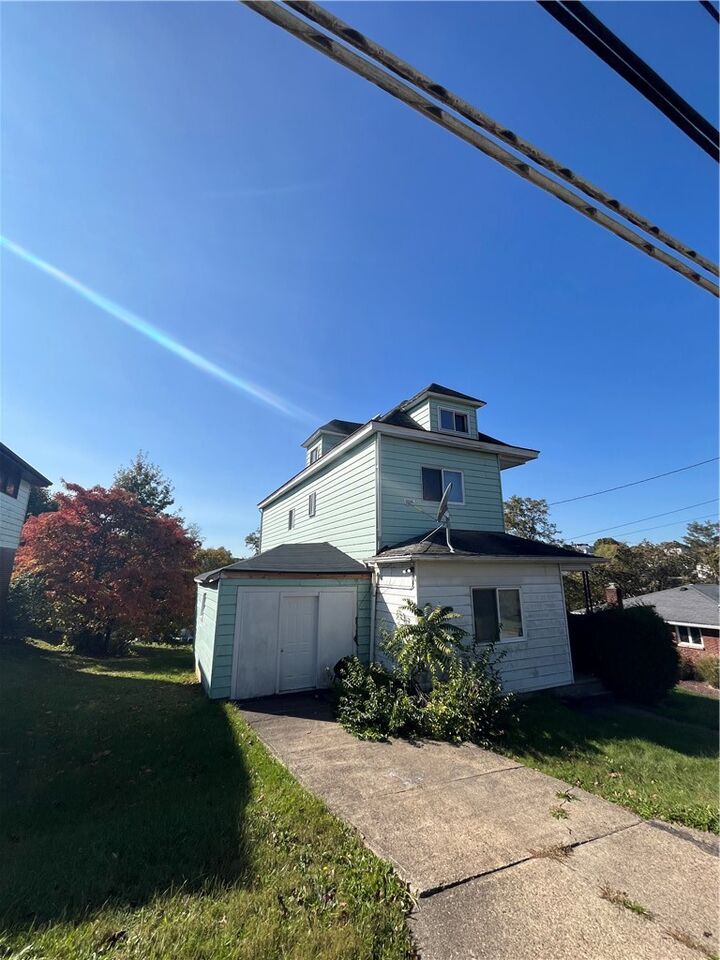 Property Photo:  1113 Nash Avenue  PA 15062 