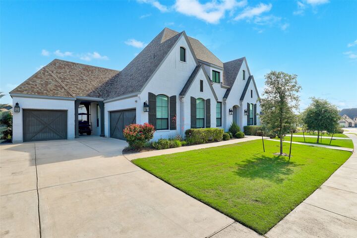 Property Photo: 225 Sadaba Street TX 78642