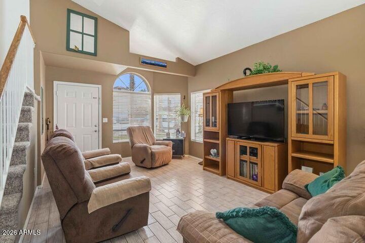 Property Photo:  521 N Cobblestone Street  AZ 85234 