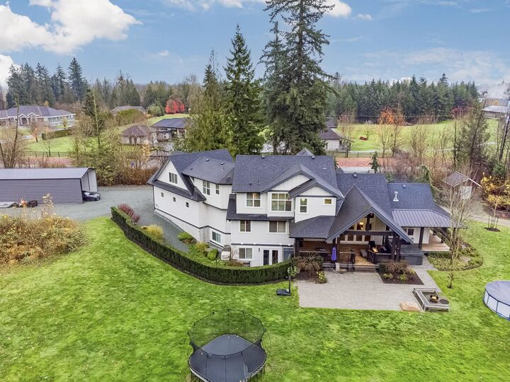 Property Photo: 26979 58 Avenue BC V4W 1V6