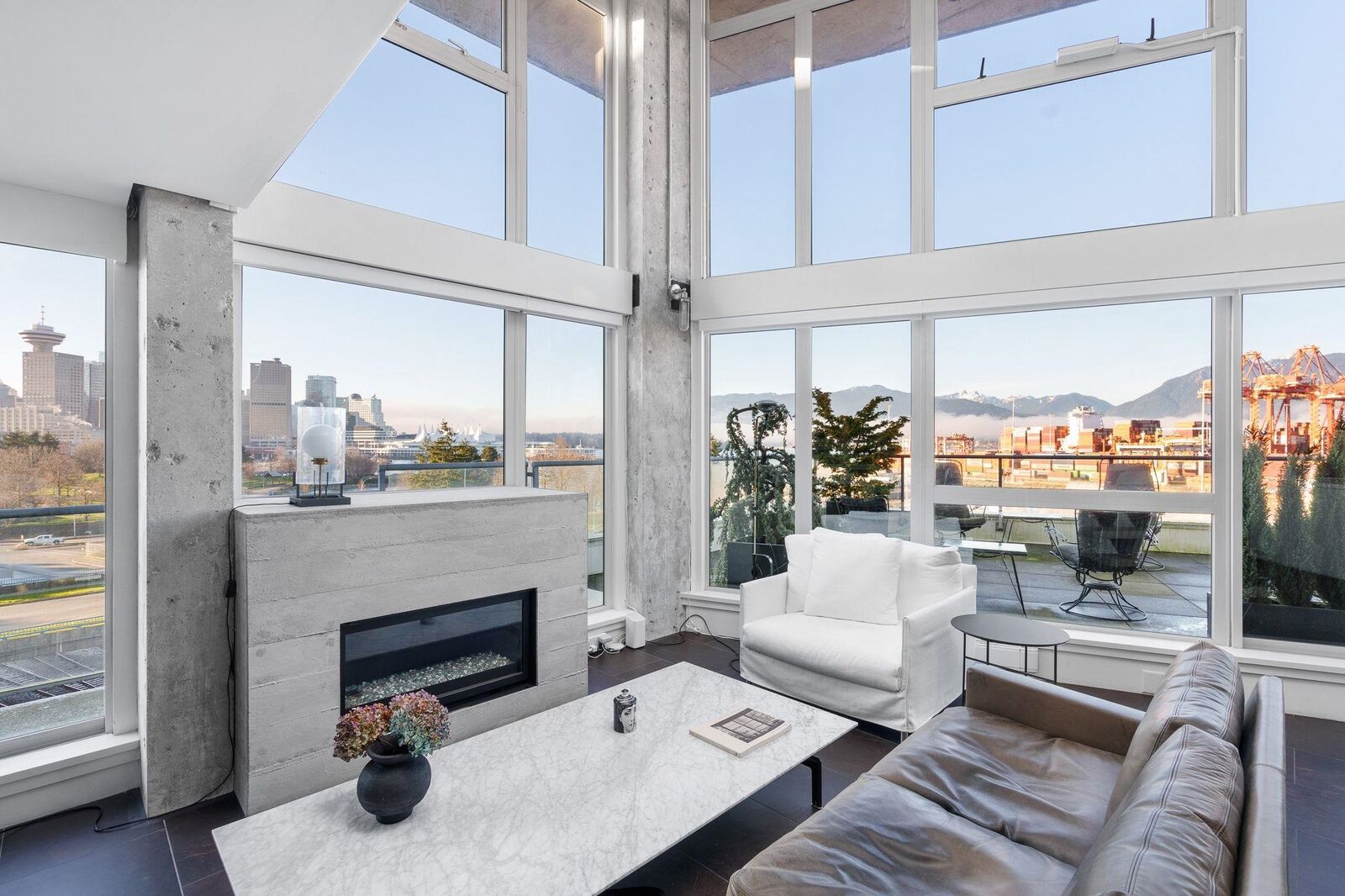 Property Photo:  289 Alexander Street 624  BC V6A 4H6 