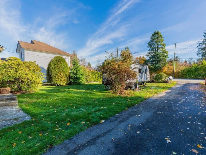 Property Photo:  12187 227 St Street  BC V2X 6J6 