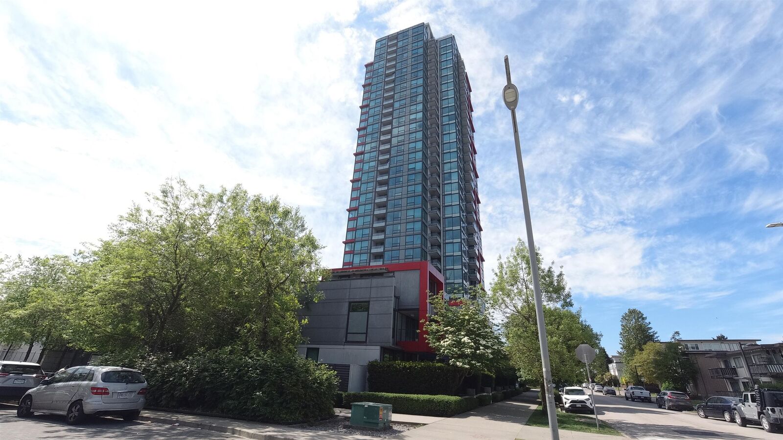 Property Photo: 6658 Dow Avenue 2605 BC V5H 0C7