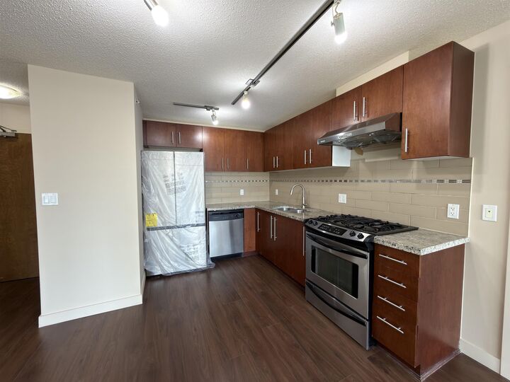 Property Photo: 8280 Lansdowne Road 808 BC V6X 0B2