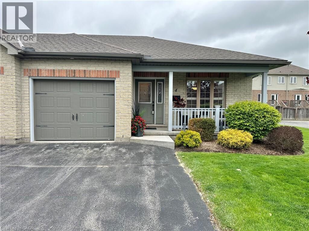 Property Photo:  409 Queen Street South 4  ON N3Y 0A1 