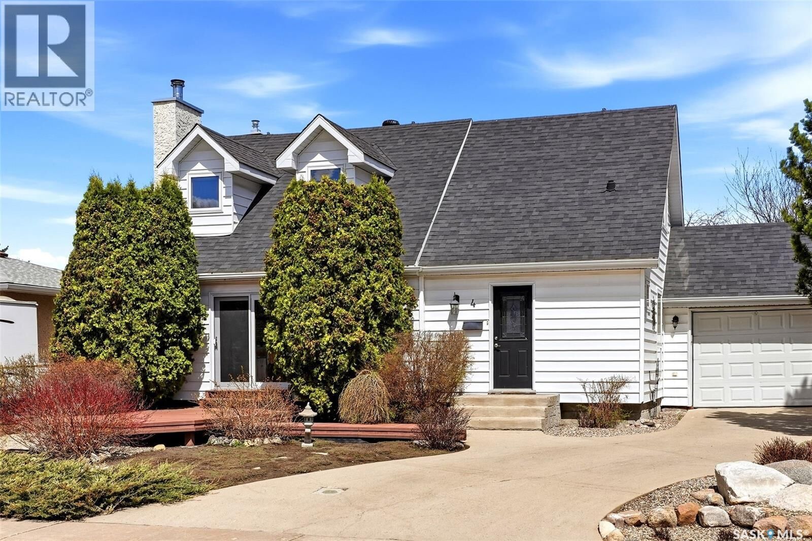 Property Photo:  4 Bannister Avenue  SK S4R 5K9 