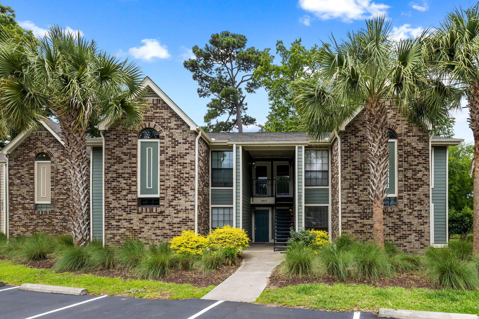Property Photo:  1852 Montclair Drive # B 1852-B  SC 29464 