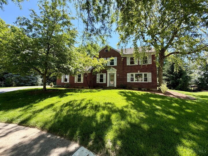 Property Photo: 4210 Allenhurst Close Court OH 45241