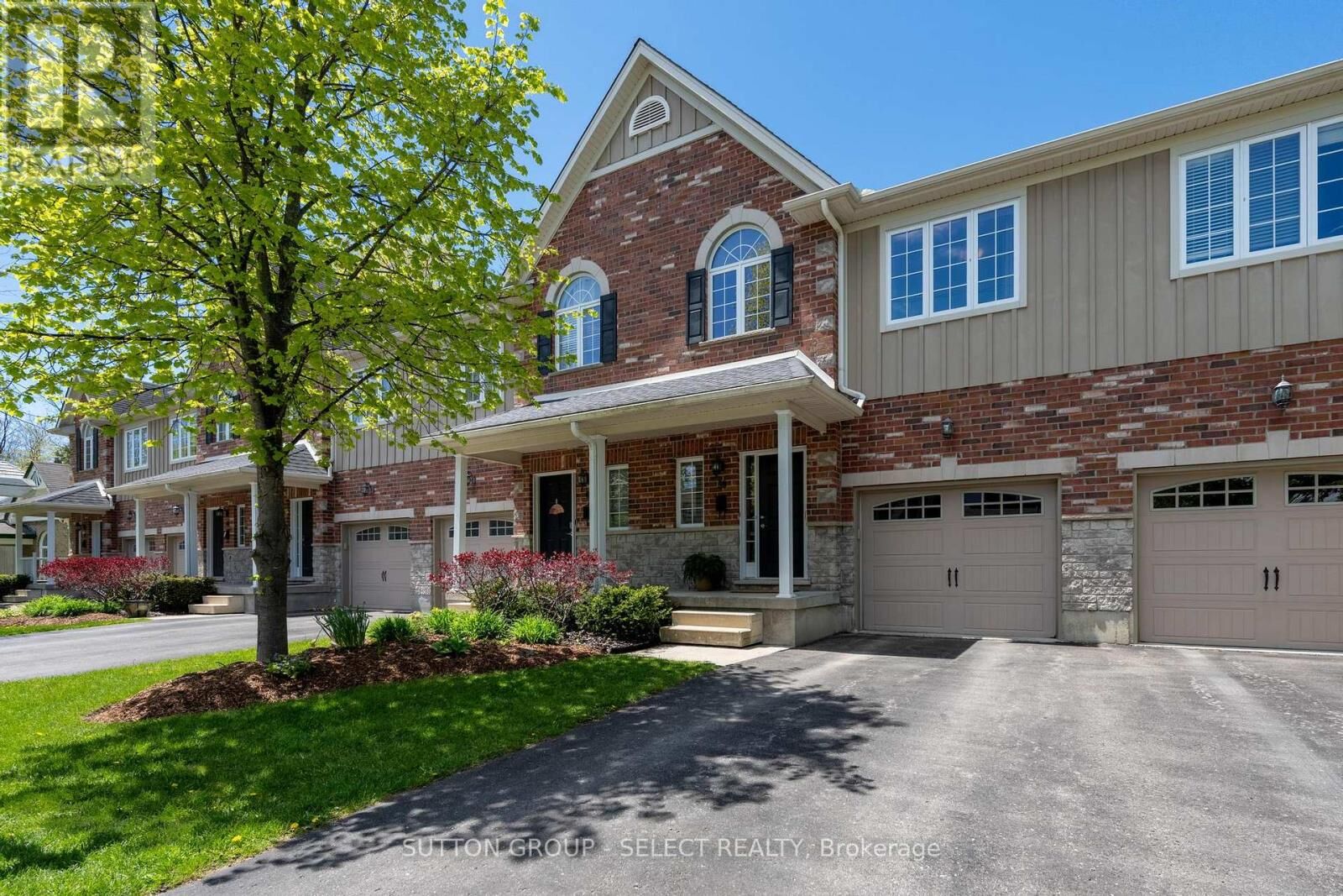Property Photo:  59 Orchard Street  ON N6J 2R4 