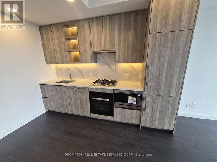 Property Photo:  75 Billes Heights 632  ON M2K 0J8 
