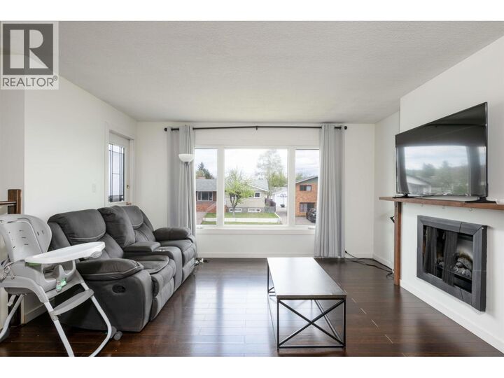Property Photo:  361 Graham Street  BC V2M 5W3 