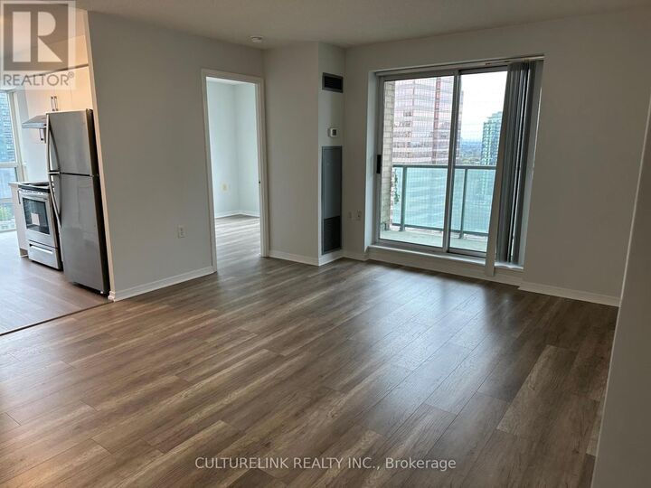 Property Photo:  22 Olive Avenue 2002  ON M2N 7G6 