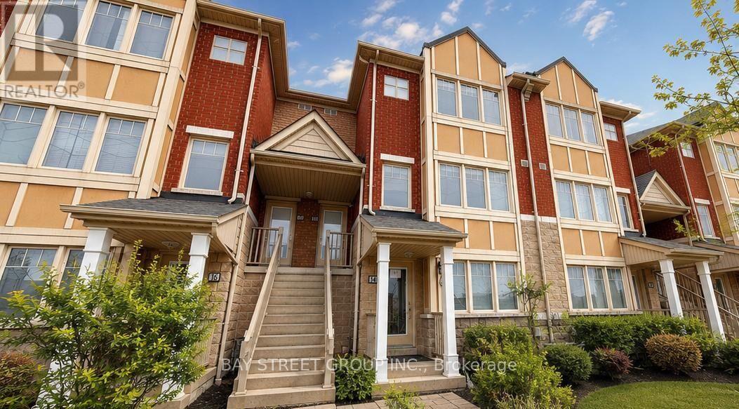 Property Photo:  3975 Eglinton Avenue West 13  ON L5M 0E7 