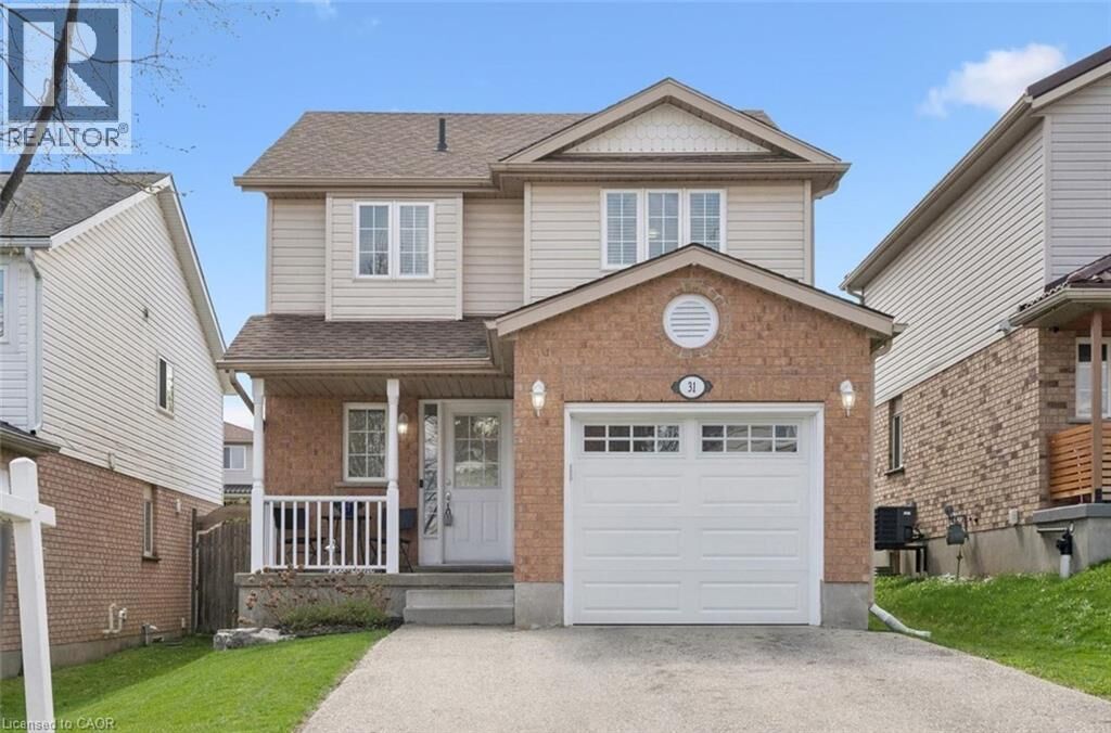 Property Photo:  31 Tisdale Court  ON N2A 4H5 