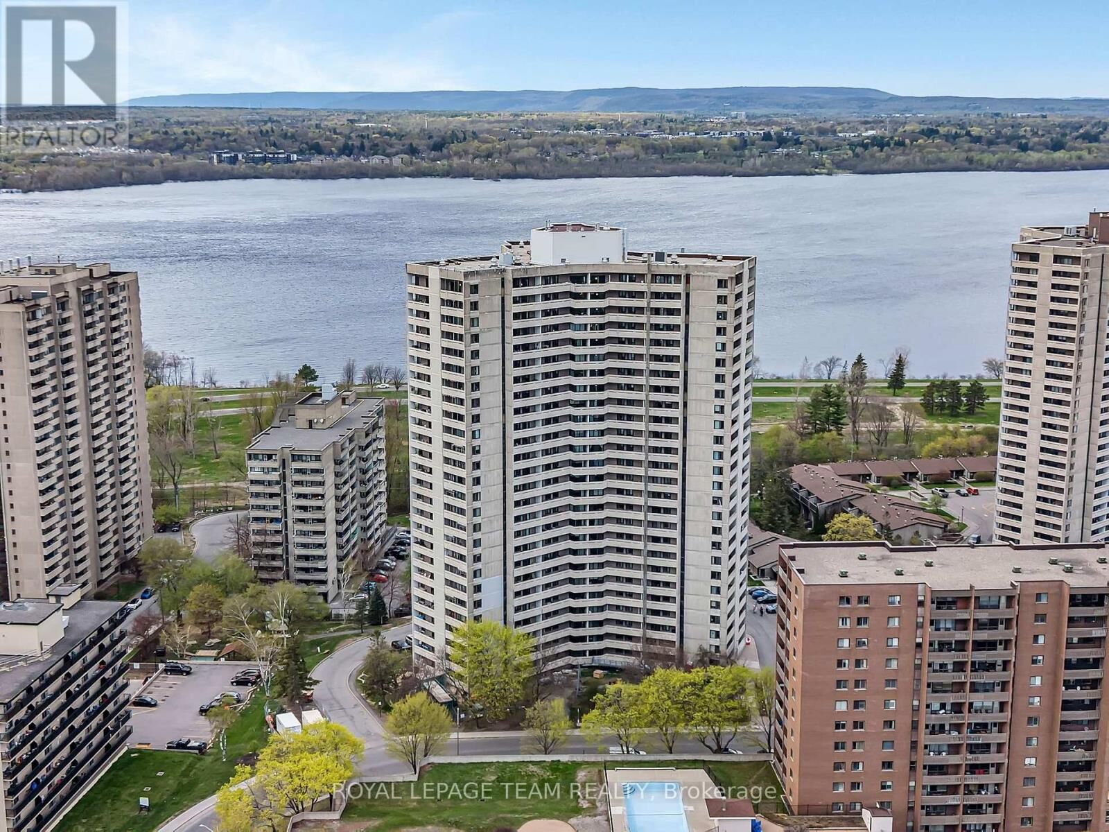 Property Photo:  1171 Ambleside Drive 2309  ON K2B 8E1 