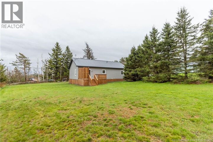 Property Photo:  30 Harris Drive  NB E4L 3X6 