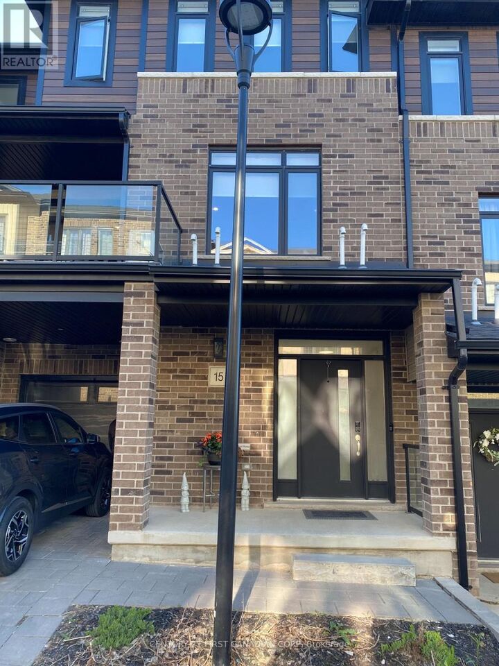 Property Photo:  2610 Kettering Place East 15  ON N6M 0J4 