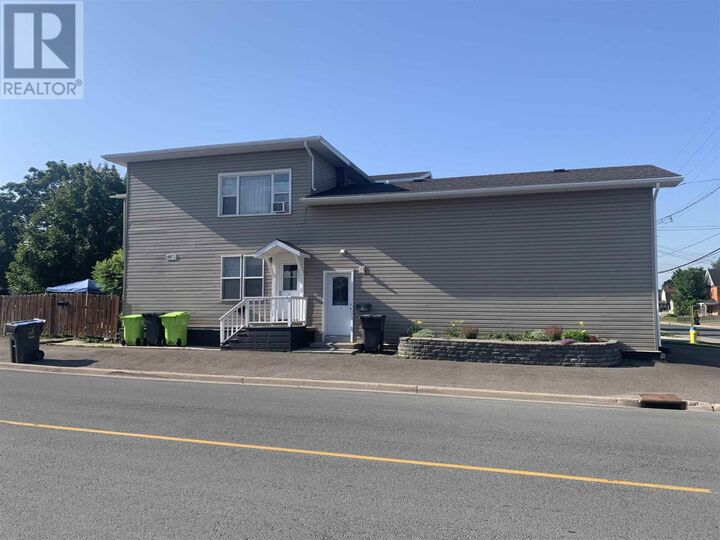 Property Photo:  464 John St  ON P6C 3K1 
