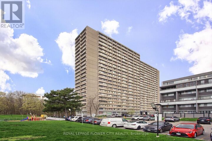 Property Photo:  10 Sunny Glen Way 909  ON M3C 2Z3 