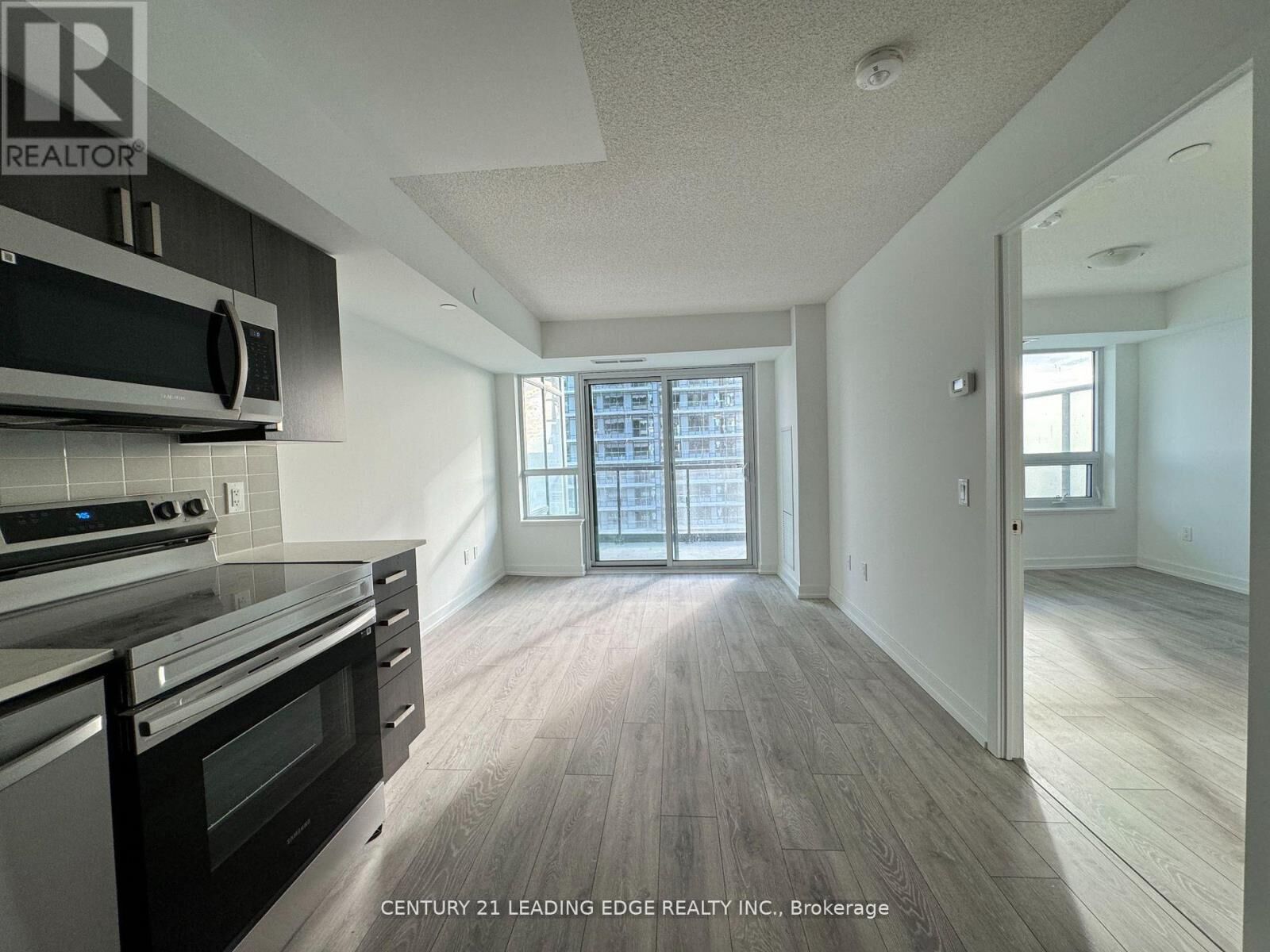 Property Photo:  1455 Celebration Drive 1607  ON L1W 0C3 