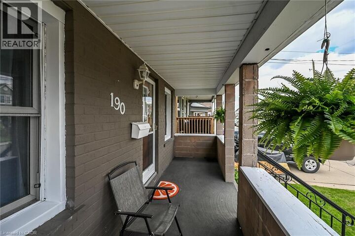 Property Photo:  190 Campbell Avenue  ON L8H 2G3 