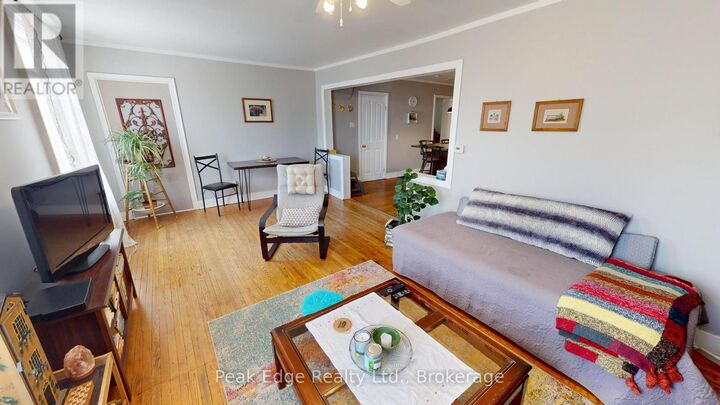 Property Photo:  151 Garafraxa Street South  ON N0G 1R0 