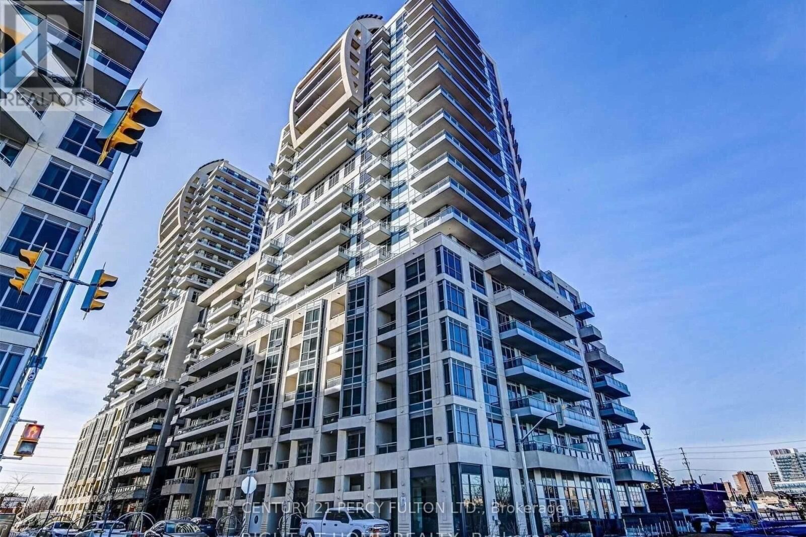 Property Photo:  9205 Yonge Street 512  ON L4C 1V5 