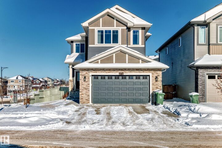Property Photo:  3716 46 Avenue  AB T4X 2W4 