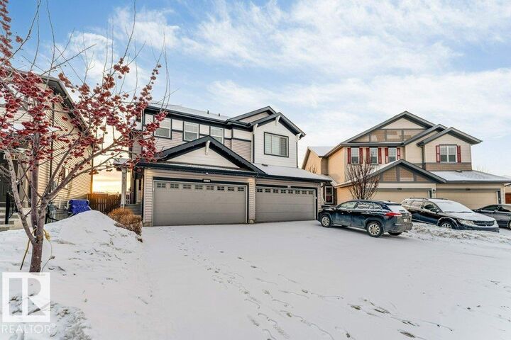 Property Photo:  1912 27 Street NW  AB T6T 2G5 