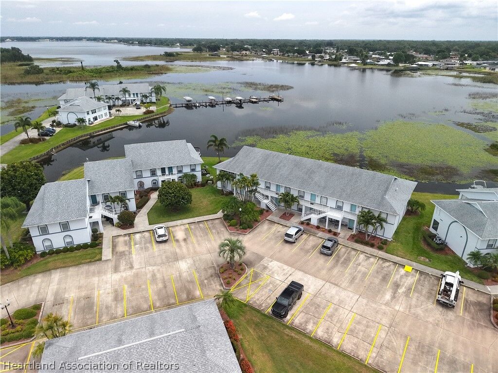 Property Photo:  304 Stephen Drive  FL 33852 