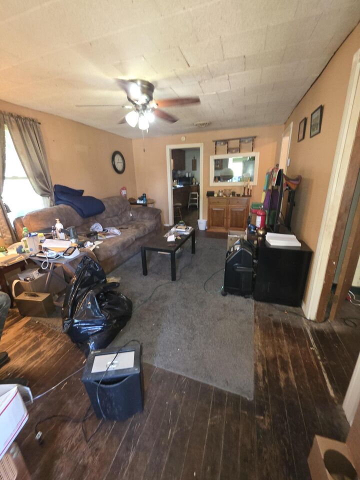 Property Photo: 421 Bourne Street MO 65265