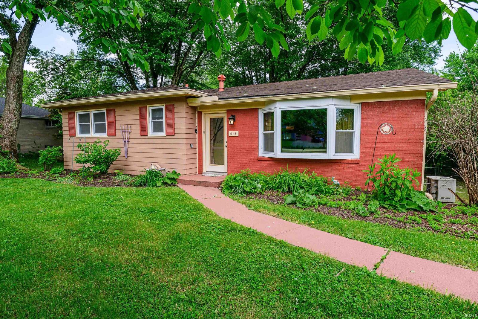 Property Photo:  615 N Staats Drive  IN 47408-2737 