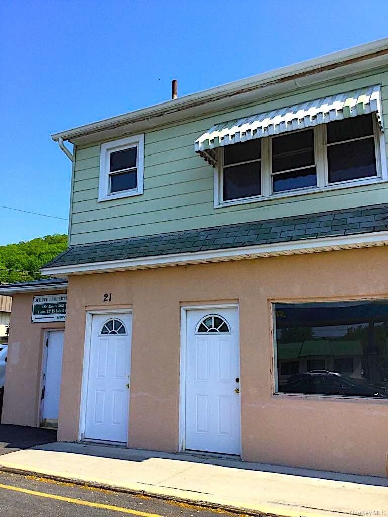 Property Photo:  21 Old Route 202A Apt. 201  NY 10970 