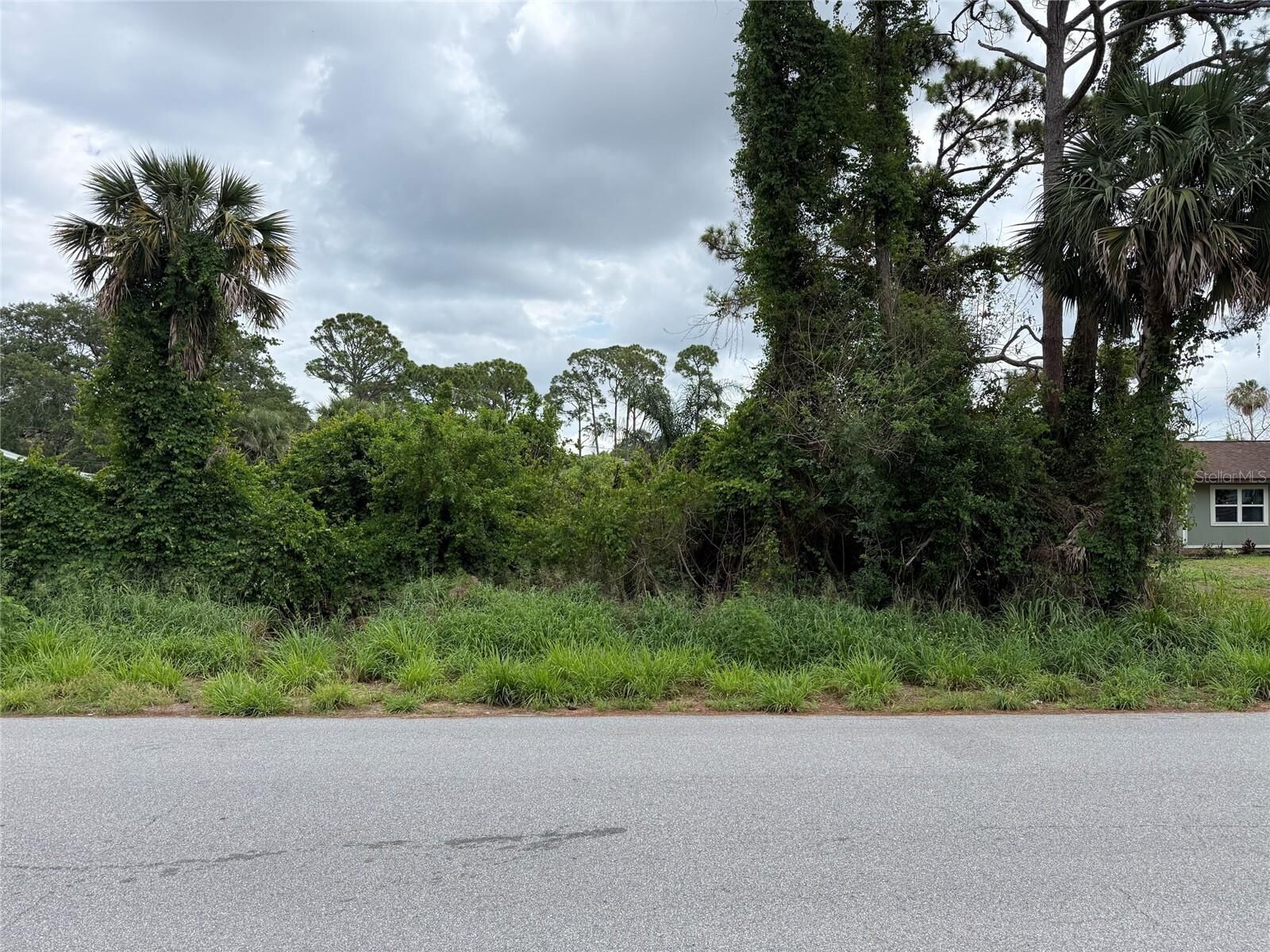 Property Photo:  6675 Miraflores Avenue  FL 32927 