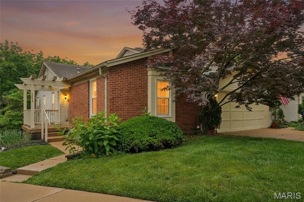 Property Photo:  3024 Autumn Lakes Court  MO 63043 