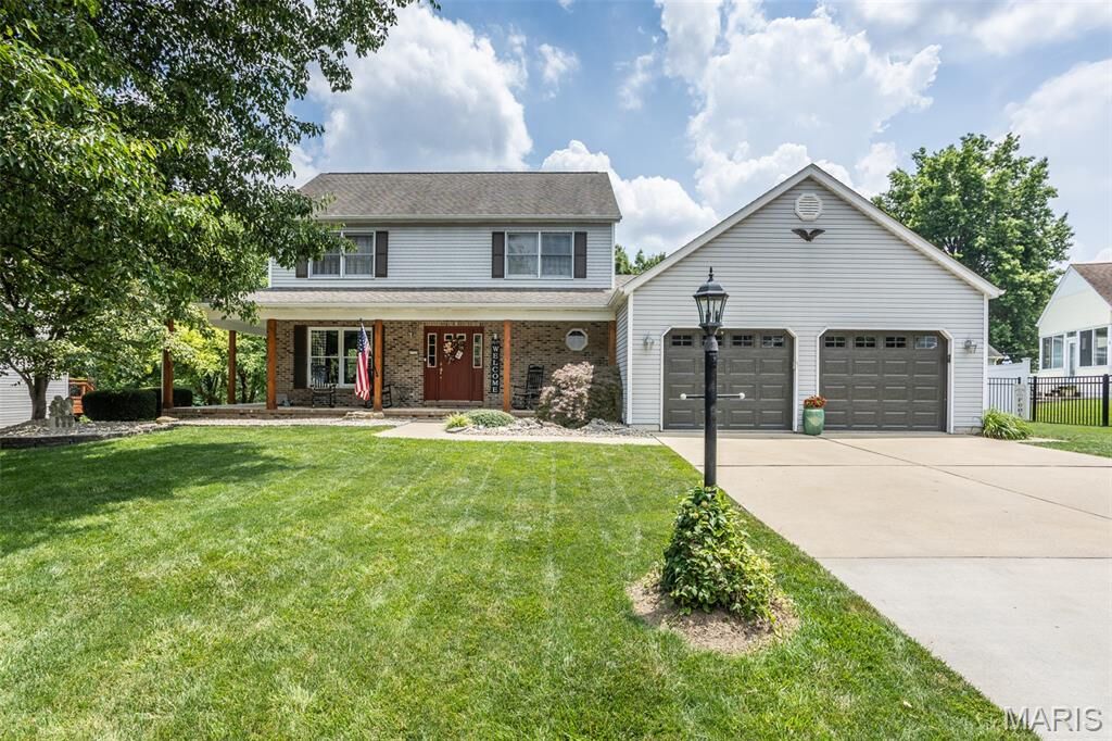 Property Photo:  1729 Seminole Lane  IL 62035 