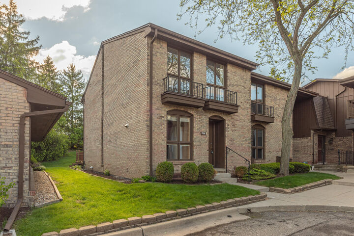Property Photo:  758 Greenhills Drive  MI 48105 