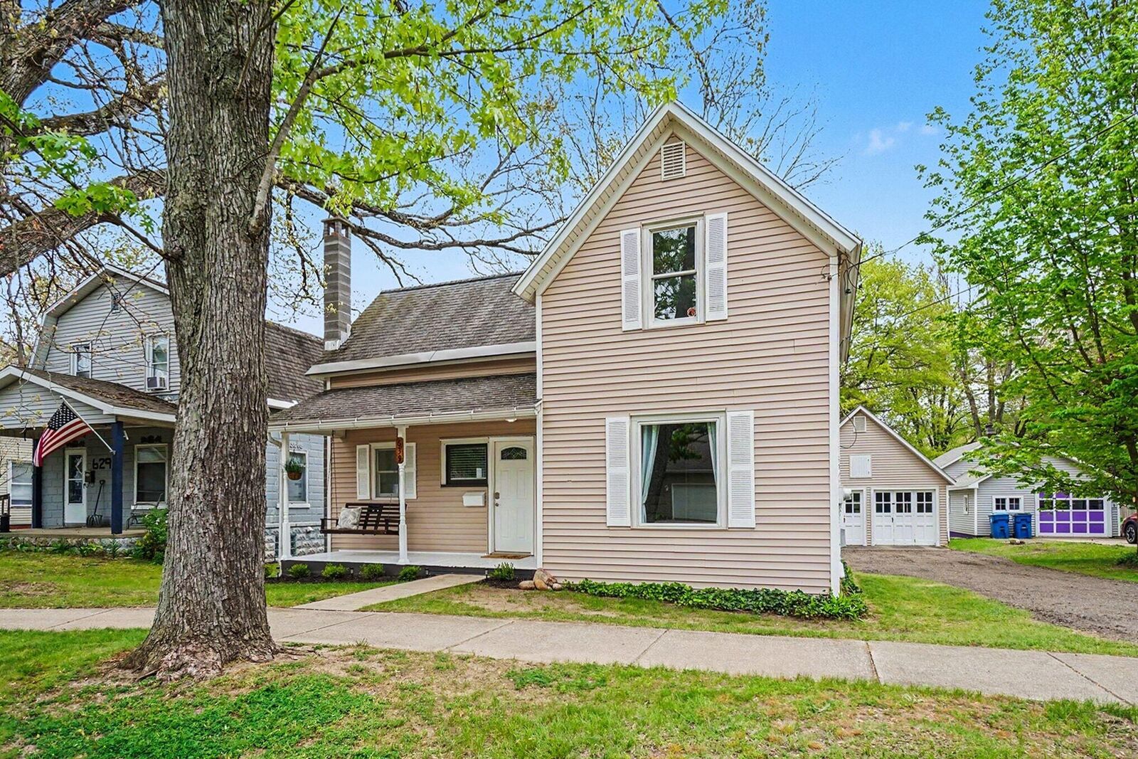 Property Photo:  639 Ely Street  MI 49010 