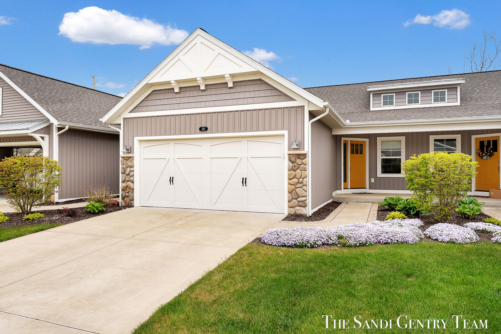 Property Photo:  562 Riverbank Circle  MI 49464 