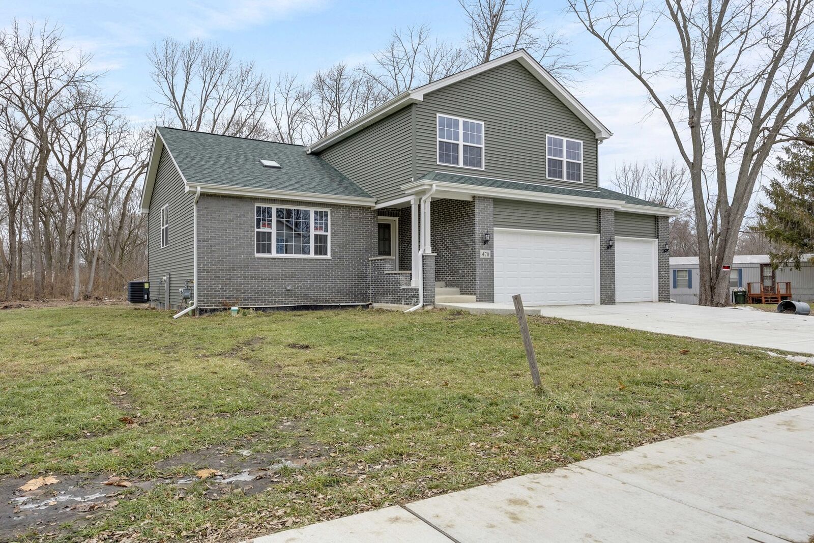Property Photo:  214 Columbus Road  IL 61364 