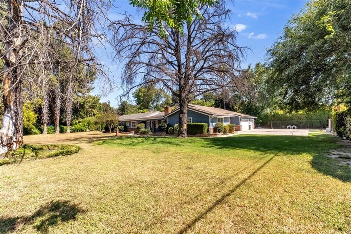 Property Photo:  17082 Parthenia  CA 91325 