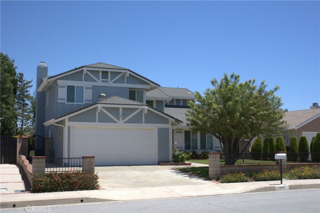 Property Photo:  28012 Tupelo Ridge  CA 91354 