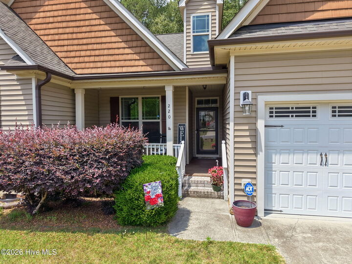 Property Photo:  220 Water Oak Way  NC 27549 