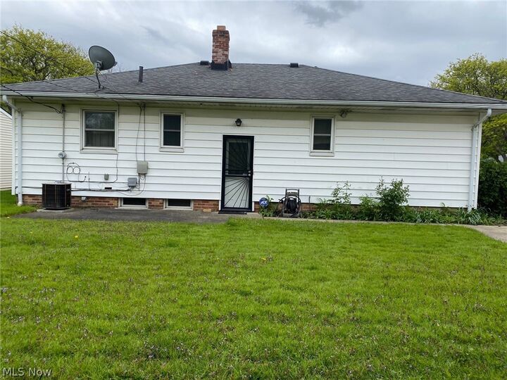 Property Photo:  19601 Mayfair Lane  OH 44128 