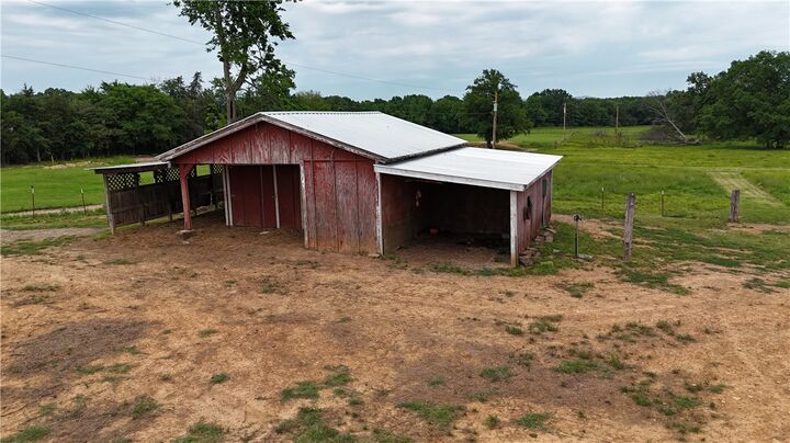 Property Photo:  500 Duff Road  AR 72846 