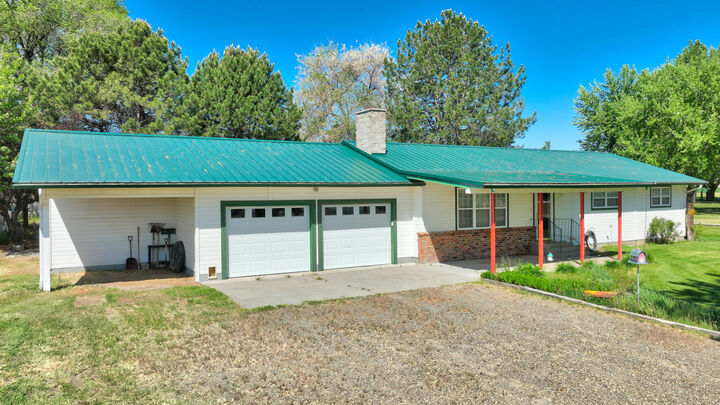 Property Photo:  3421 Highway 201  OR 97913 