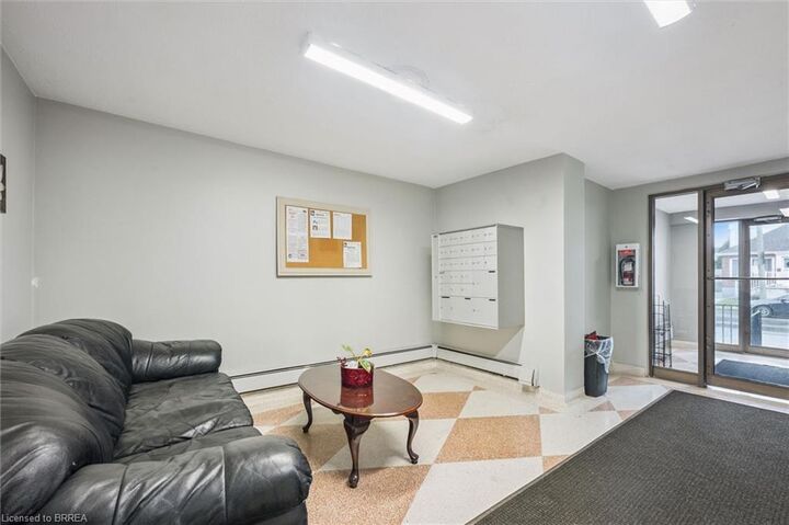 Property Photo:  893 Concession Street 202  ON L8V 1E7 