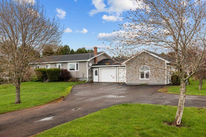 Property Photo:  184 Dekker Road  PE C1N 4V3 